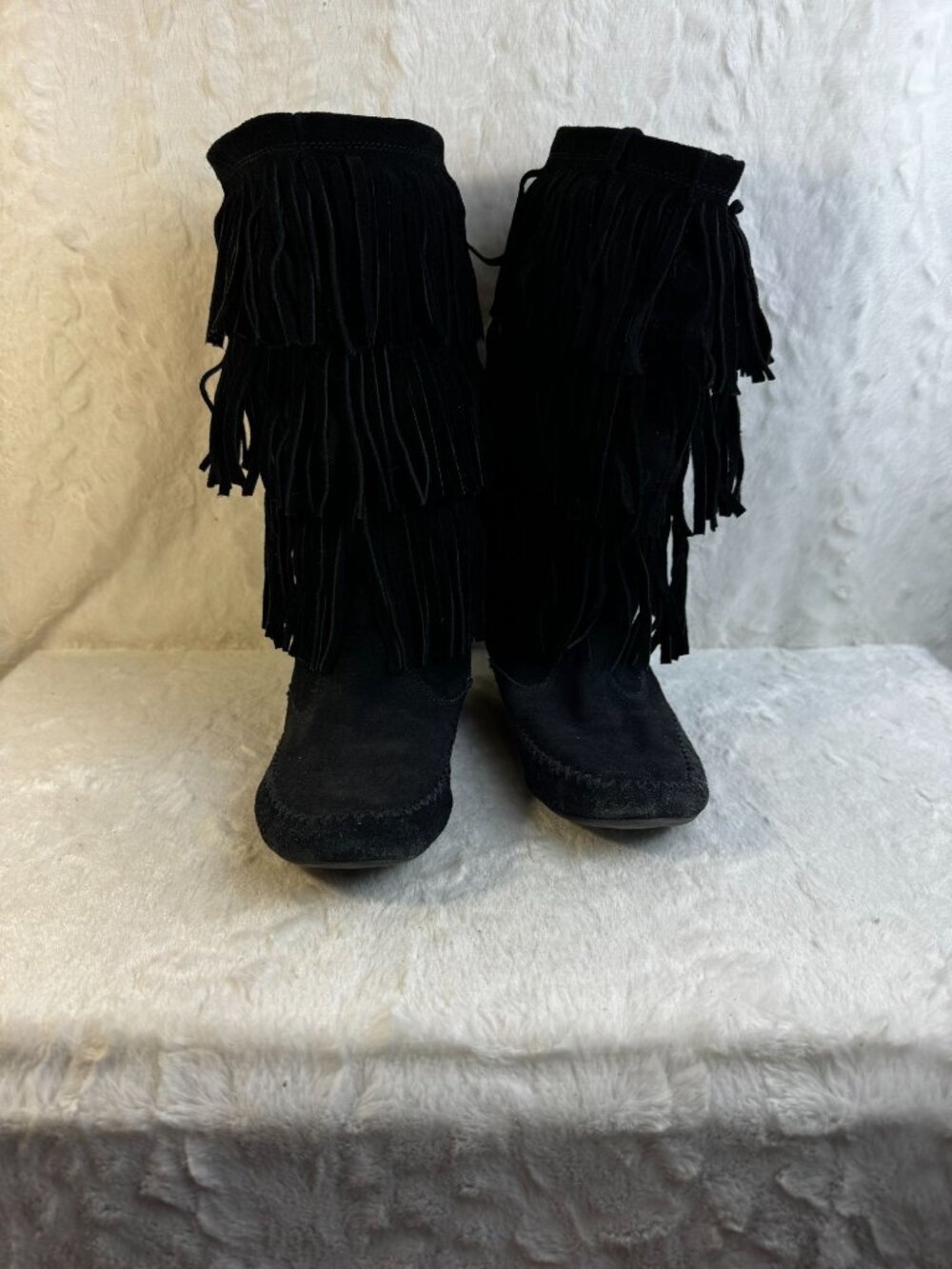 LC Lauren Conrad Thia Black Suede 3 Tier Fringe MidCalf Moccasin Boots Women 6M - Picture 2 of 14